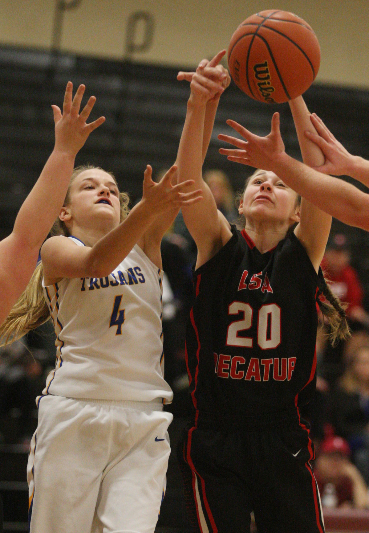 Maroa Forsyth vs LSA girls basketball 1 11.13.17.jpg